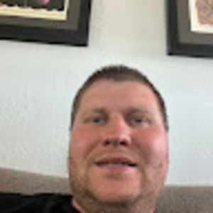 Meet your Posher, Travis